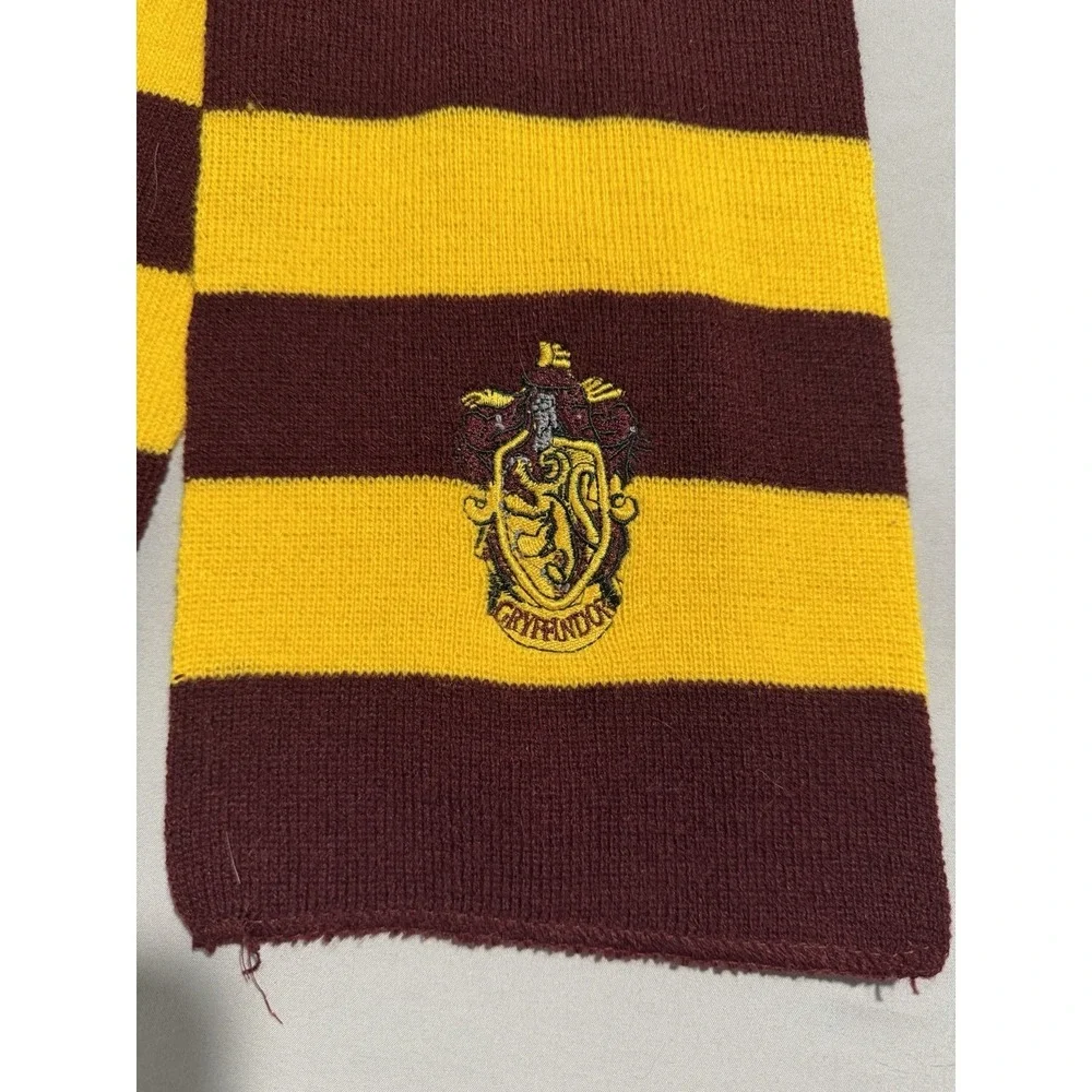 Harry Potter burgandy yellow striped neck‎ scarf, 52x7